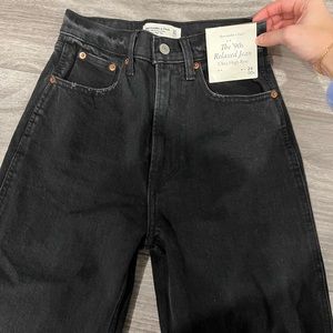 Abercrombie 90s Ultra High Rise Relaxed Jeans